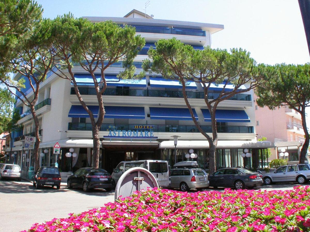 Hotel Astromare Lido di Jesolo Exterior photo