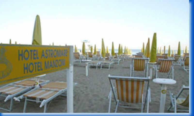 Hotel Astromare Lido di Jesolo Exterior photo