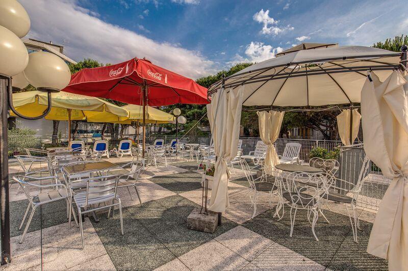 Hotel Astromare Lido di Jesolo Exterior photo