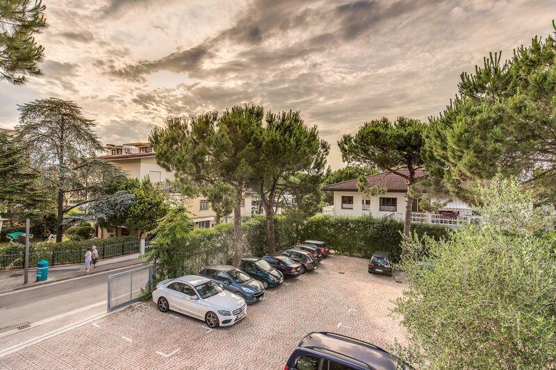 Hotel Astromare Lido di Jesolo Exterior photo