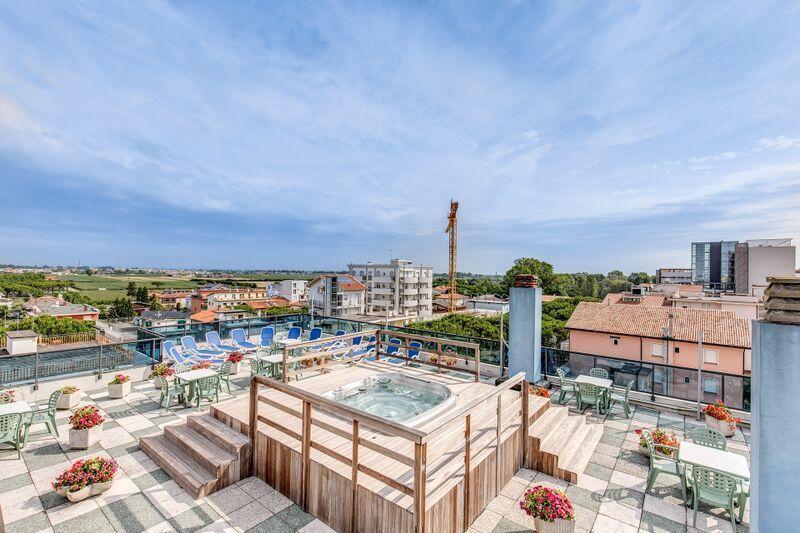 Hotel Astromare Lido di Jesolo Exterior photo